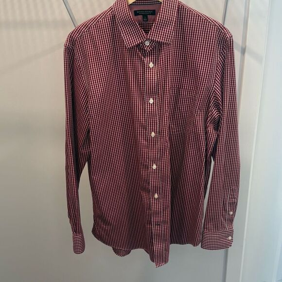 Banana Republic Men’s Large Red Gingham Non-Iron Classic Fit Dress Shirt - Picture 1 of 6